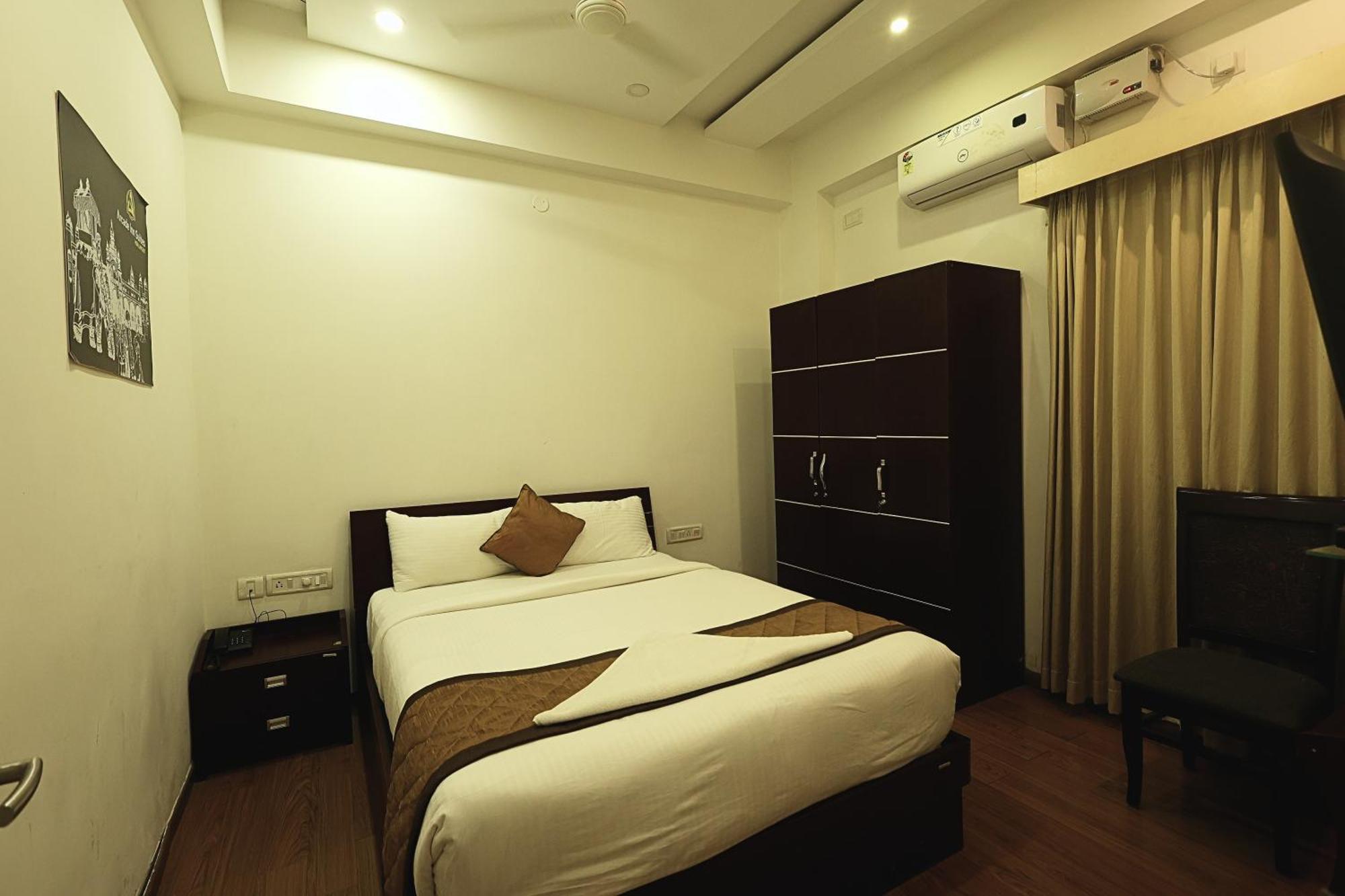 Arcade Inn Suites Бангалор Екстериор снимка