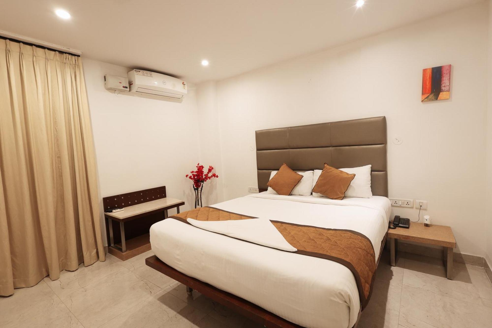 Arcade Inn Suites Бангалор Екстериор снимка